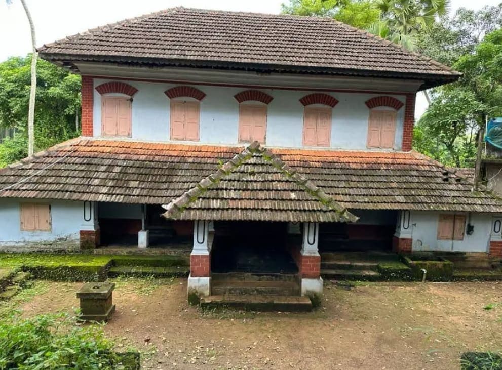 Traditional "mana" in pattambi
