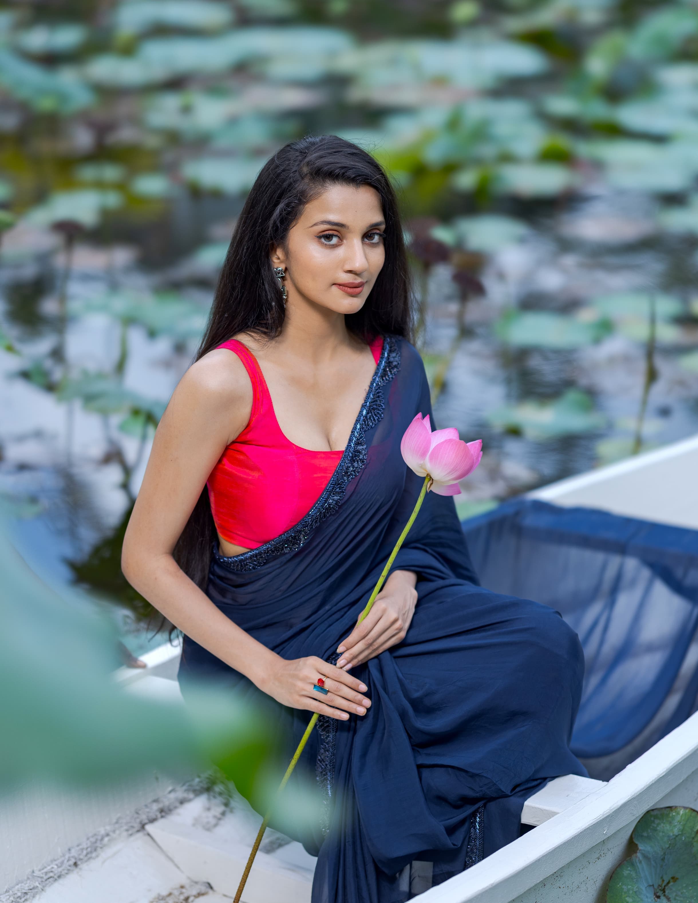 25 years old Colonial House with event space. Large lawn area with Lotus pond and vallom. Big Aviary